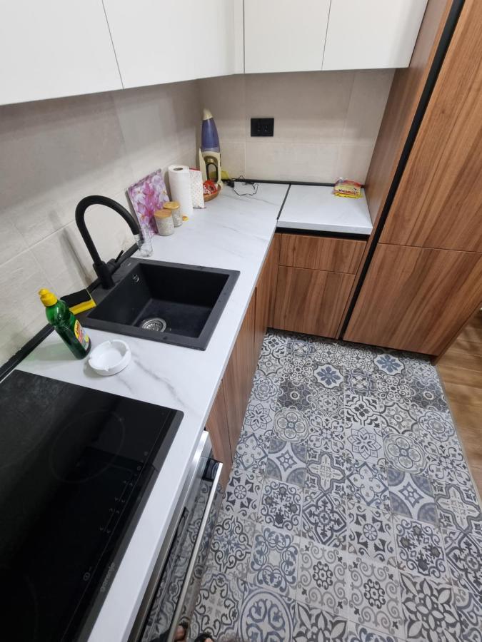 Fantastic New Centre Apartment Podgorica Bagian luar foto