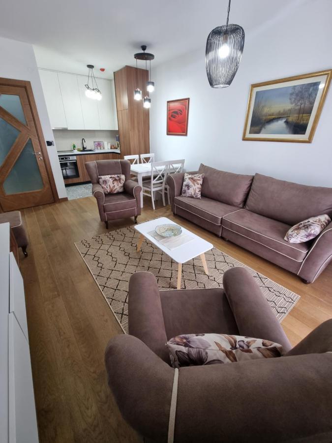 Fantastic New Centre Apartment Podgorica Bagian luar foto
